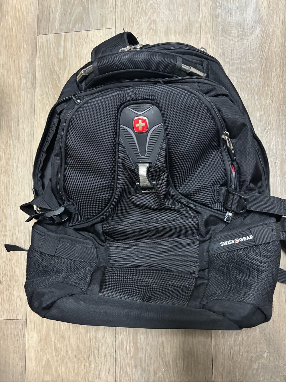 SwissGear Black and Red Men's Backpack - Rugged Commuter Laptop Bag